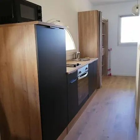 Complexe Cap Esterel Village ,vue Avec Parking Daire *